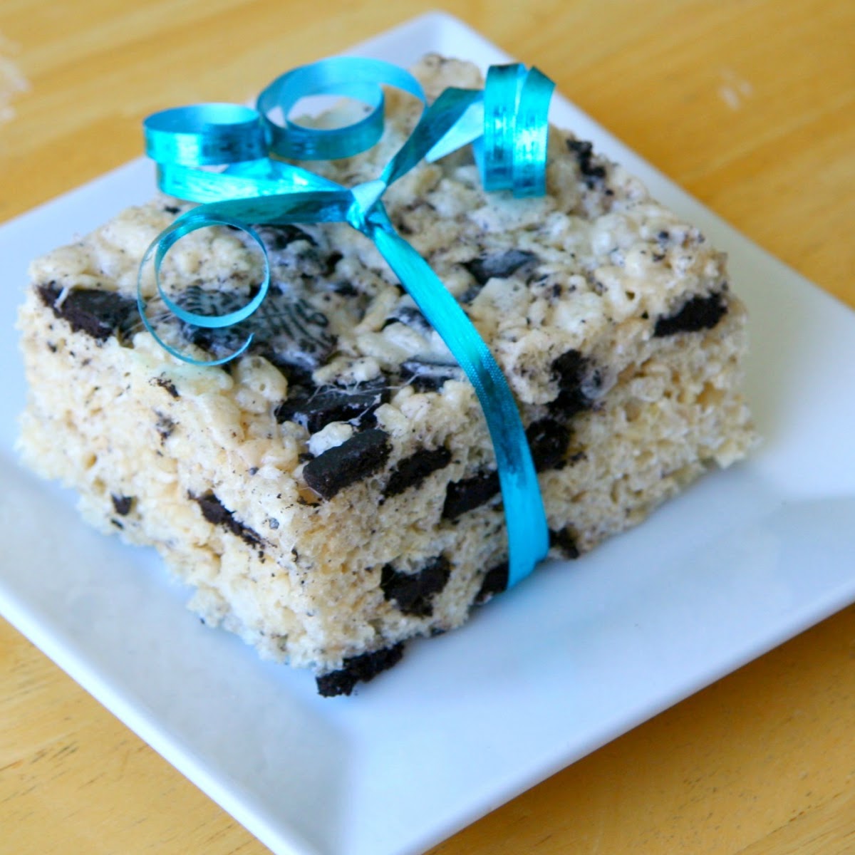 Cookies And Cream Rice Krispie Treats