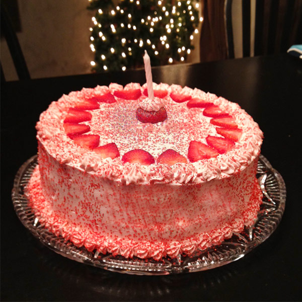 Fresh Strawberry Cake