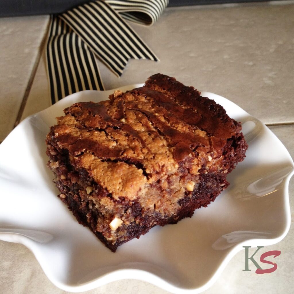 Easy Peanut Butter Swirl Brownies