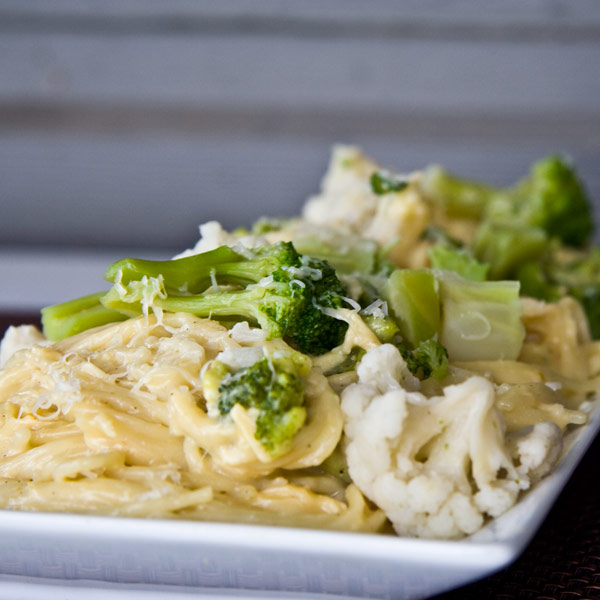 Stovetop Broccoli and Cheese Chicken Pasta